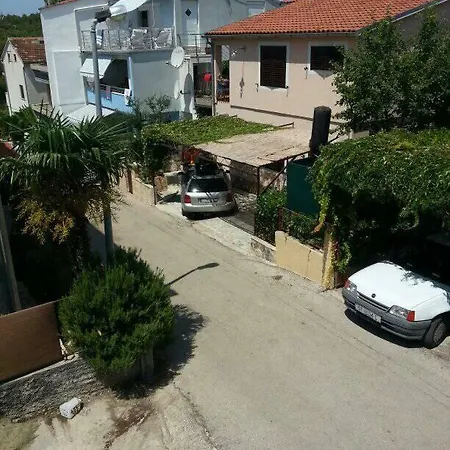 Castro Apartment *